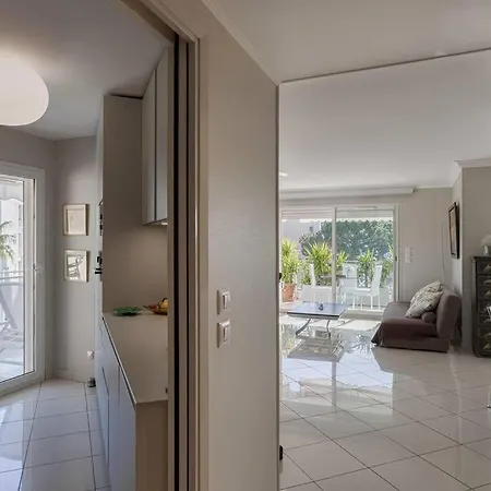 Le Bleuet Medicis & Sea View & 50m Plage & Clim & Piscine Cannes