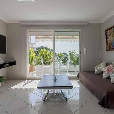 Le Bleuet Medicis & Sea View & 50m Plage & Clim & Piscine *